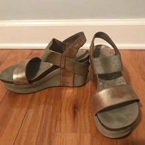 OTBT Gold Wedges